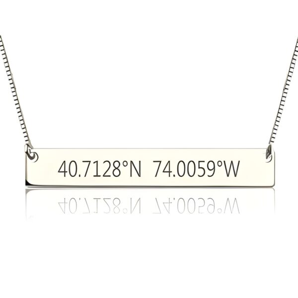 Engraved coordinates bar necklace for special memories