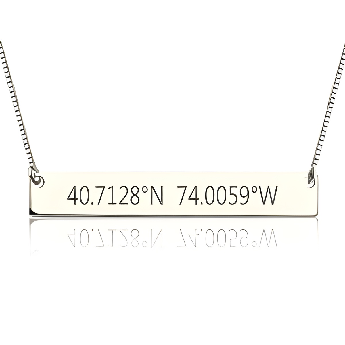 Engraved coordinates bar necklace for special memories
