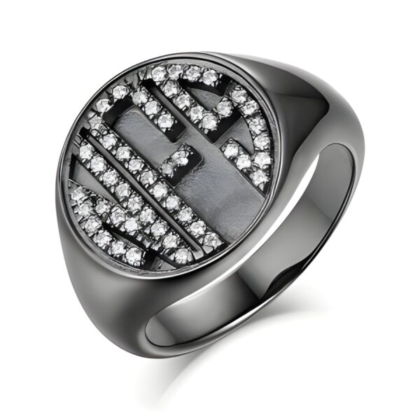 Engraved circle monogram ring for personalized gifts