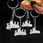 Embrace the Pack – Custom Wolf Family Keychain – For Cherished Parents and Grandparents - Image 5