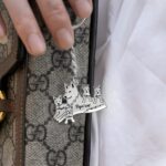 Embrace the Pack – Custom Wolf Family Keychain – For Cherished Parents and Grandparents - Image 7