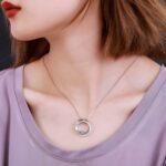 Embrace Eternal Bonds – Interlocked Circle Necklace – A Cherished Family Keepsake for Her - Image 6