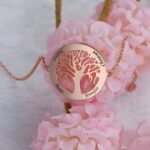 Embrace Your Roots – Custom Family Tree Name Bracelet in Rose Gold – A Treasure for Loved Ones - Image 3