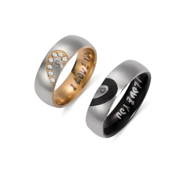 Engraved heart couple rings for soulmates