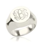Personalized monogram signet ring for meaningful connections