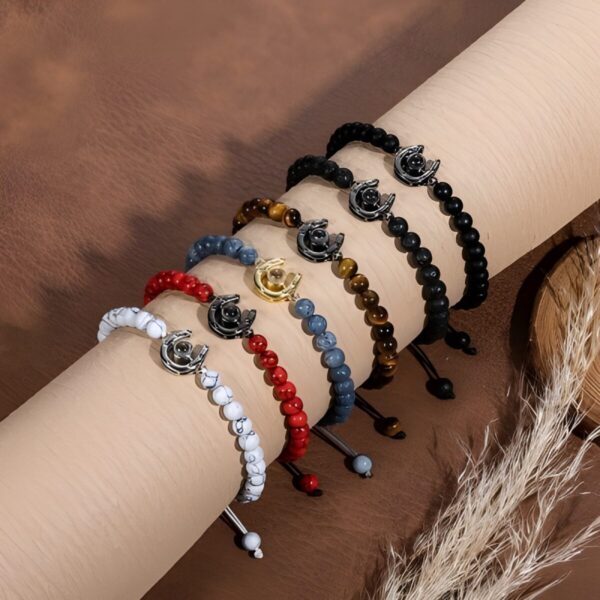 Personalized horseshoe bracelet with photo projection