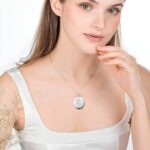 Carry Love Close – Custom Photo & Birth Flower Oval Locket Necklace – A Tender Gift for Mom and Her Special Moments - Image 8