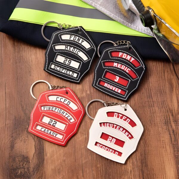 Custom firefighter helmet keychain tribute for heroes