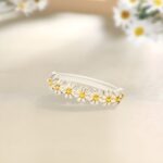 Celebrate April's Bloom – Heartfelt Daisy Ring for Her Special Day - Image 3