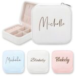 Custom name jewelry travel case for treasured moments