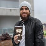 Carry Their Love Close – Custom Papa Bear Travel Tumbler – For Dad and Grandpa’s Everyday Moments - Image 4